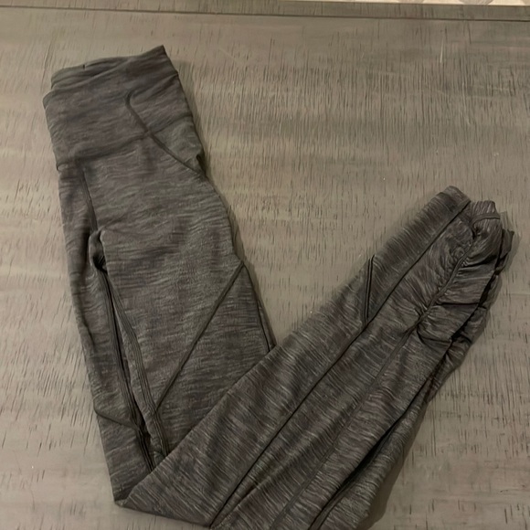 Lululemon Speed Tight - Picture 1 of 8